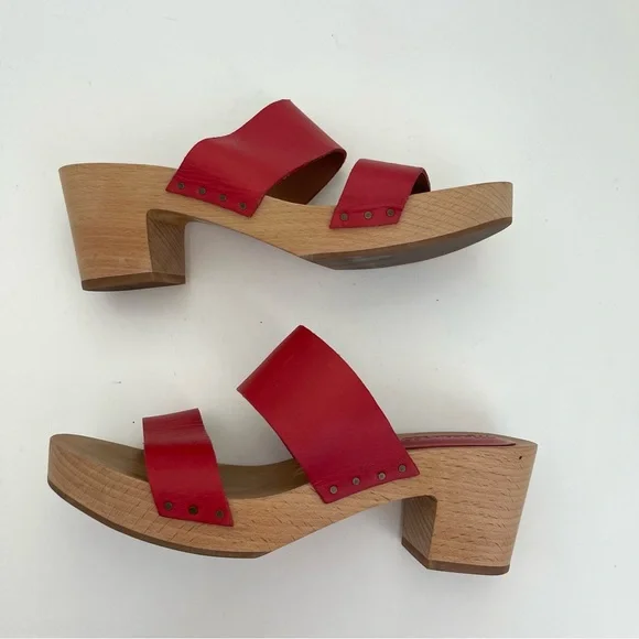 Red Leather Women's Sandals - Picture 10 of 13